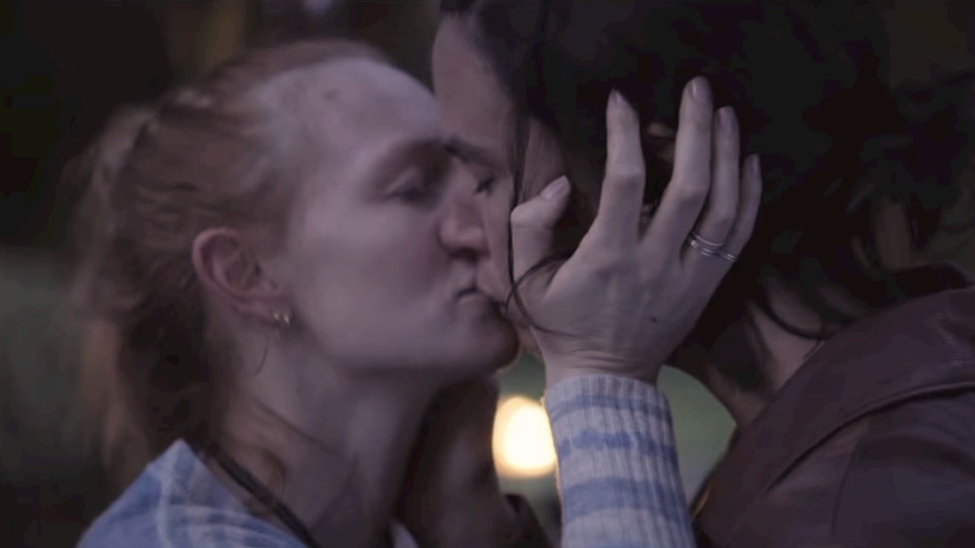 Lesbian Photo for 14MAY20